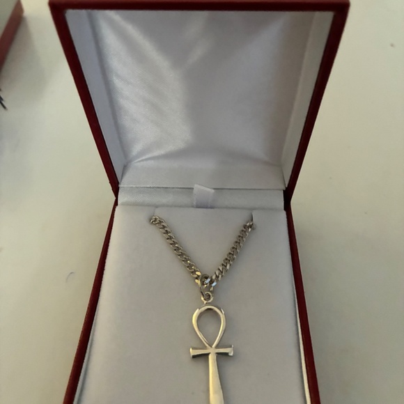 Fabulous sterling Silver Cross - Picture 3 of 4